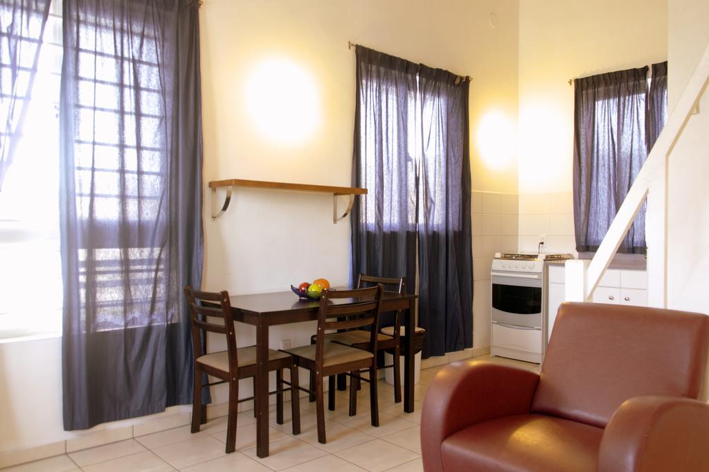 Orange Rembrandt Studio Apartments ウィレムスタッド エクステリア 写真