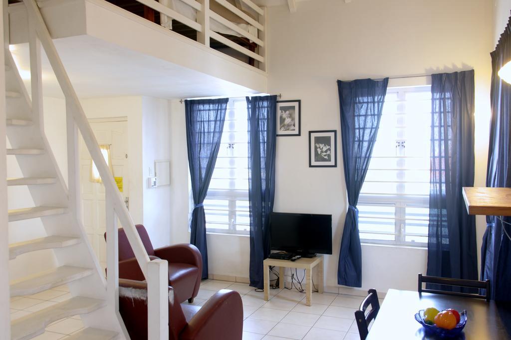 Orange Rembrandt Studio Apartments ウィレムスタッド エクステリア 写真