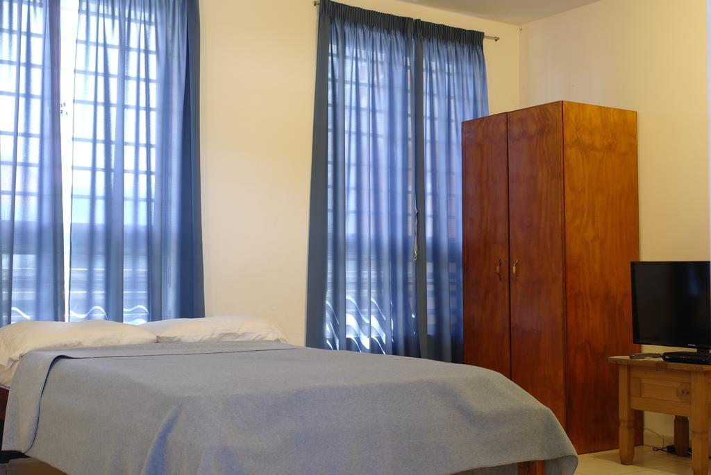 Orange Rembrandt Studio Apartments ウィレムスタッド エクステリア 写真
