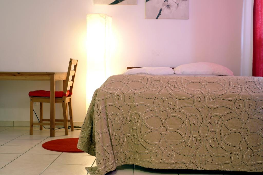 Orange Rembrandt Studio Apartments ウィレムスタッド エクステリア 写真